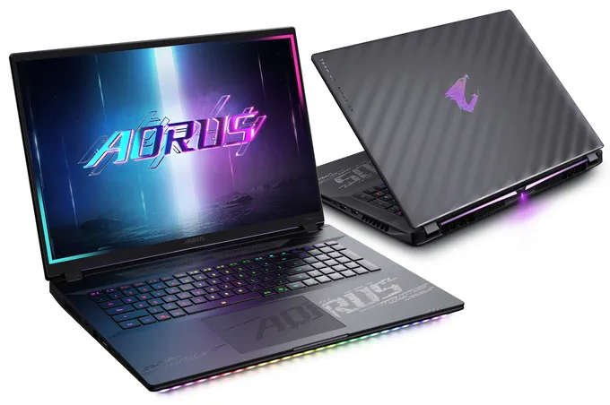 GIGABYTE AORUS MASTER 18 BZH Spēļu