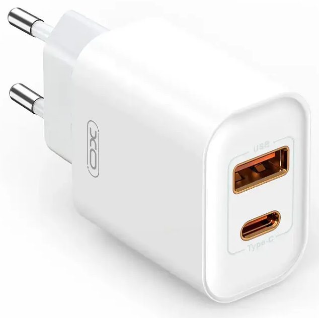 XO CE12 kelioninis įkroviklis | 20W | PD, QC | USB-A, USB-C | baltas